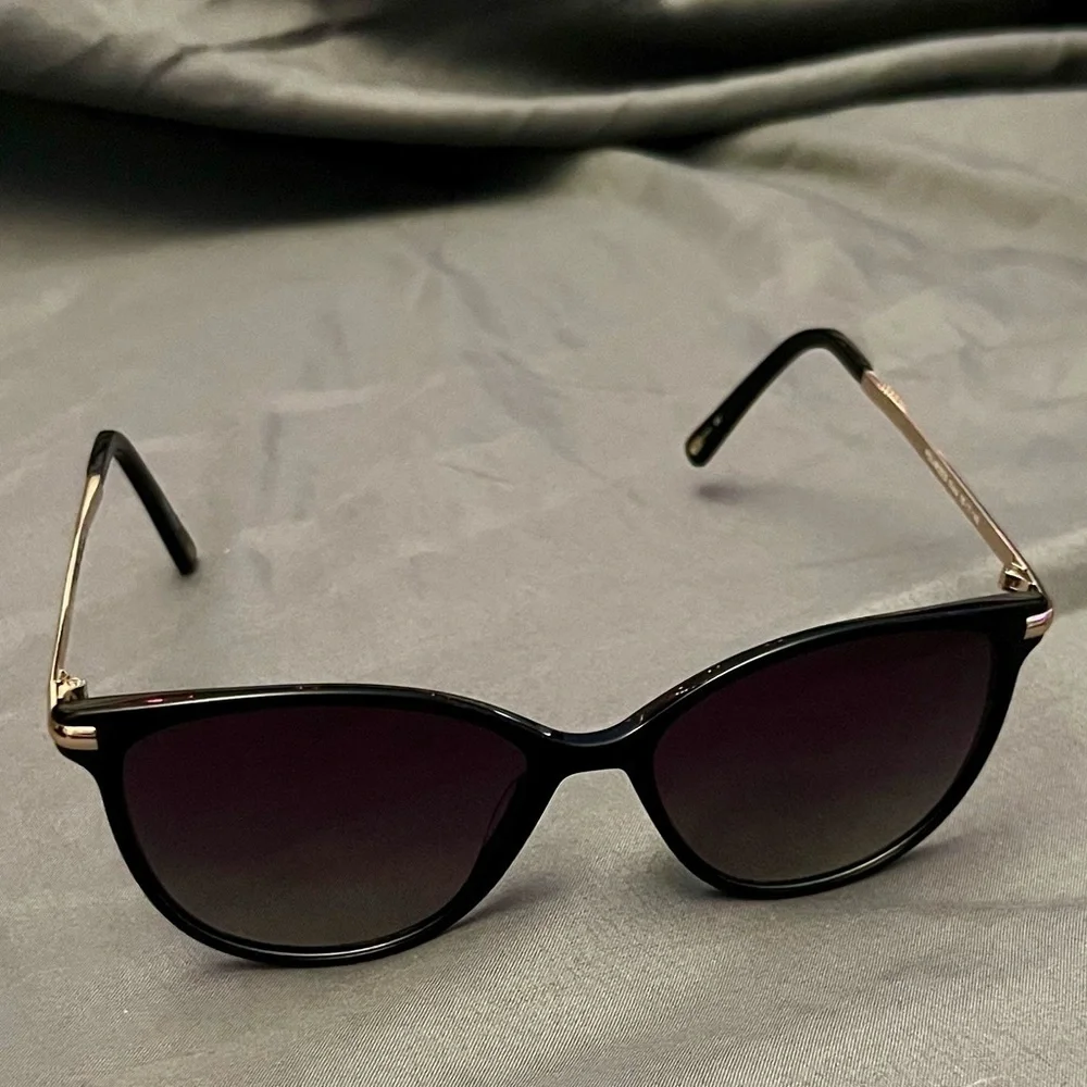 Jose Feliciano Polarized Sunglasses Black  JF 609